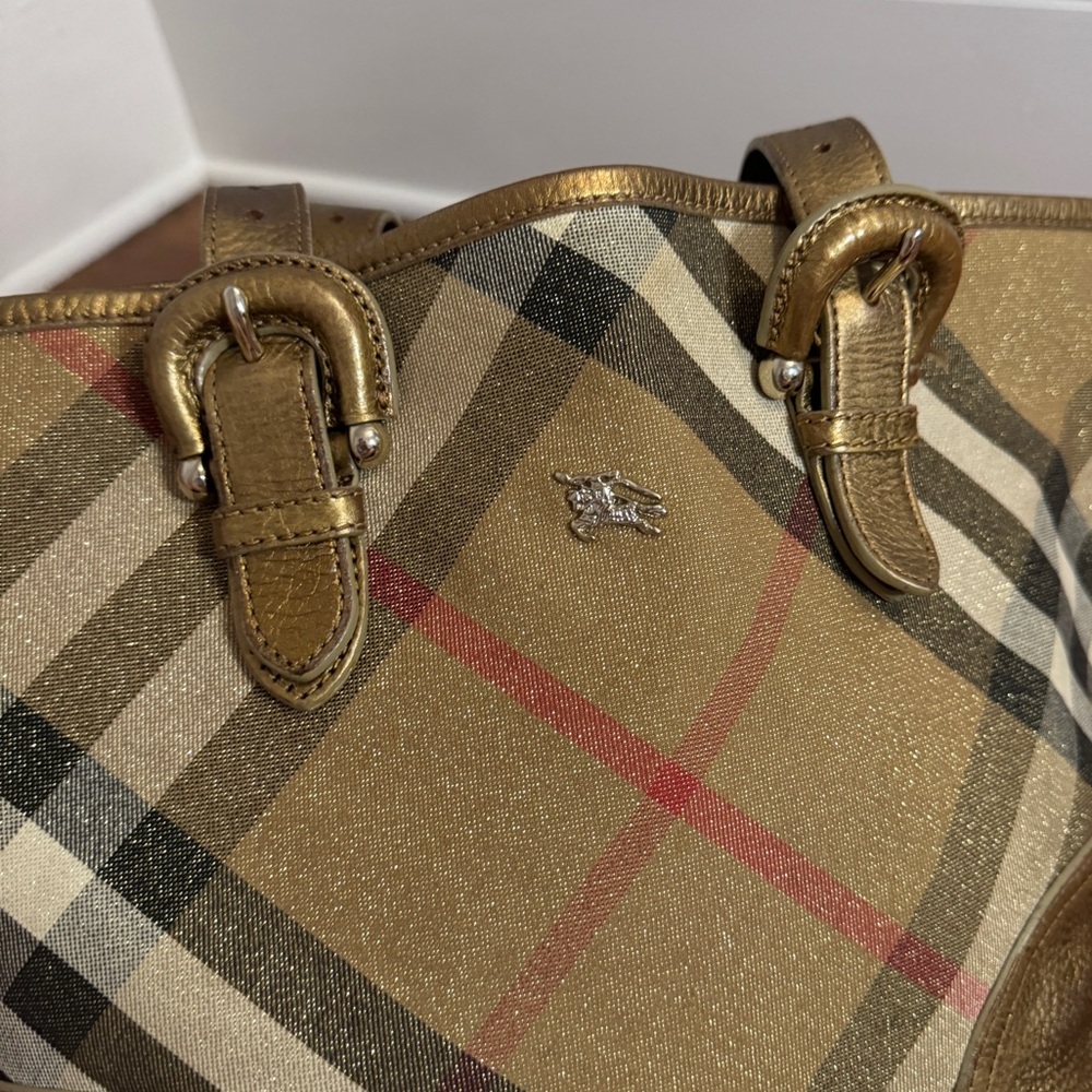 Burberry Shimmer Gold Canvas Leather Byron Nova Check Small Shoulder Tote Bag - Picture 3 of 15
